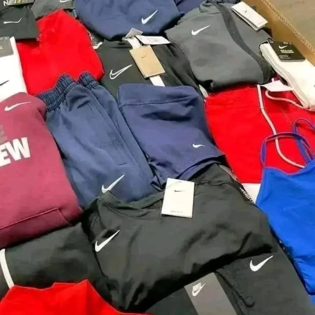 Wholesale Nike Clothing (300 Pieces), Overstock, Bulk Resale Lot