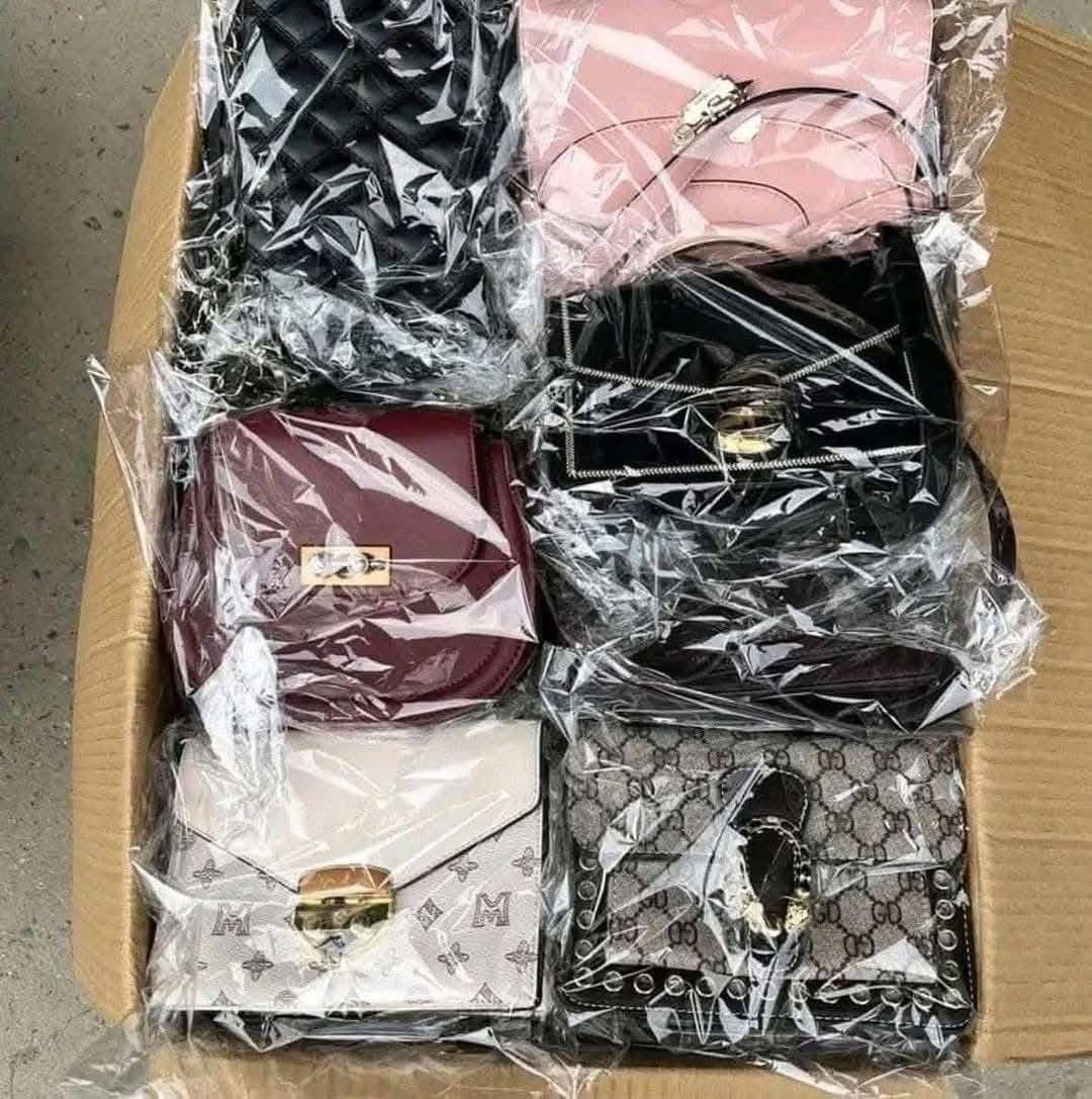Handbags Pallet, Overstock, Wholesale Inventory