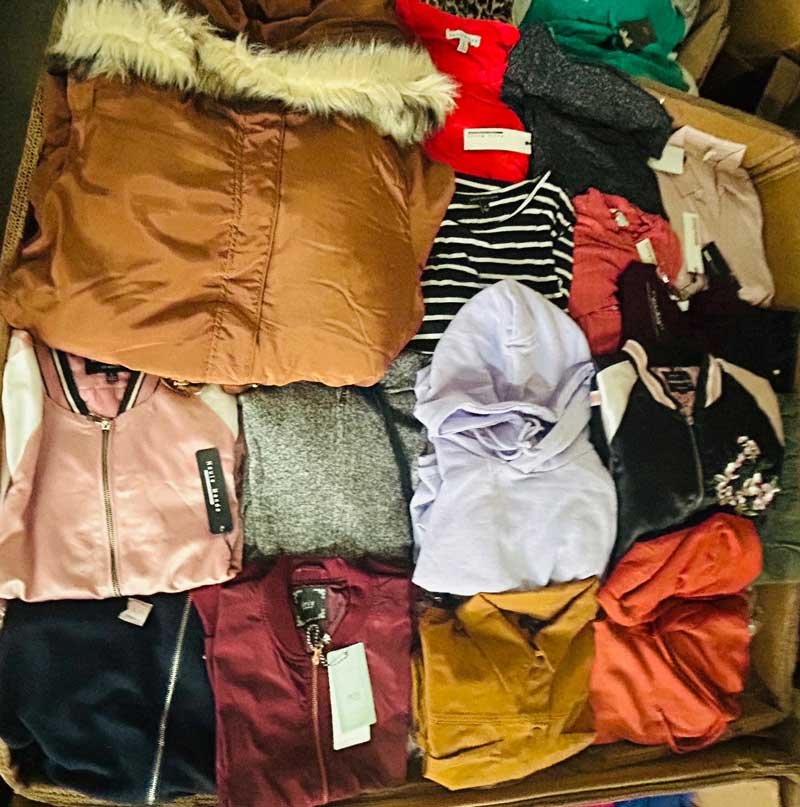 Women's Winter Fashion New Stock - Lot #304