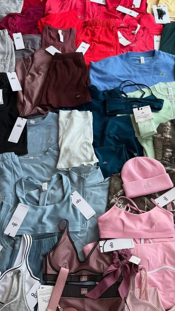 Alo Yoga Apparel Pallet (250 Pieces), Overstock, Wholesale Inventory