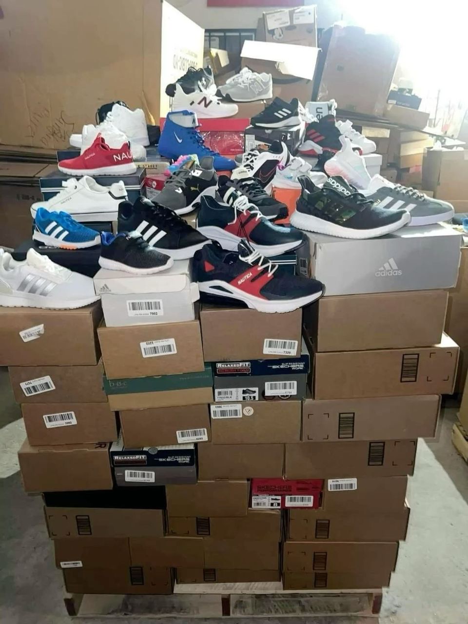 Sneakers Shoes Pallet, Overstock, Wholesale Inventory
