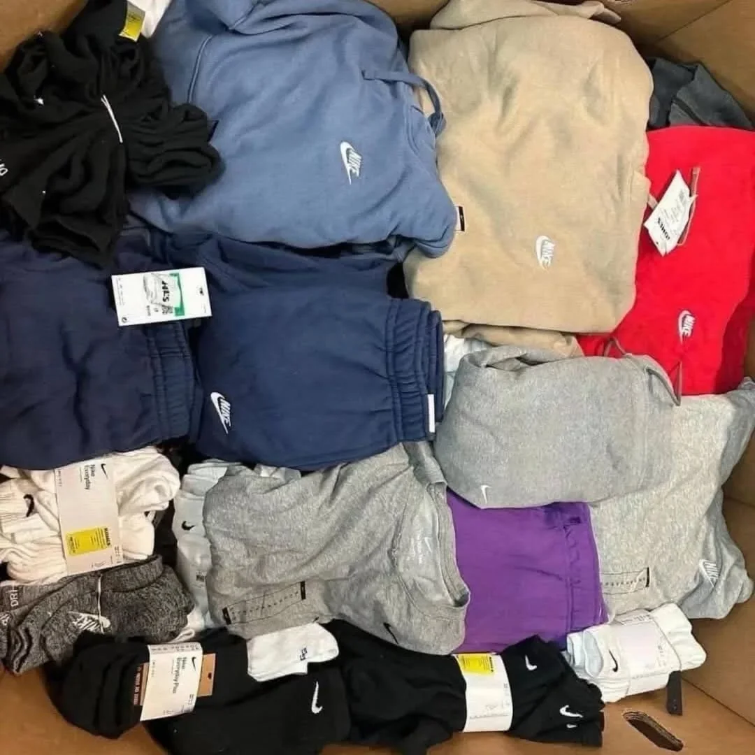 Wholesale Nike Clothing (300 Pieces), Overstock, Bulk Resale Lot