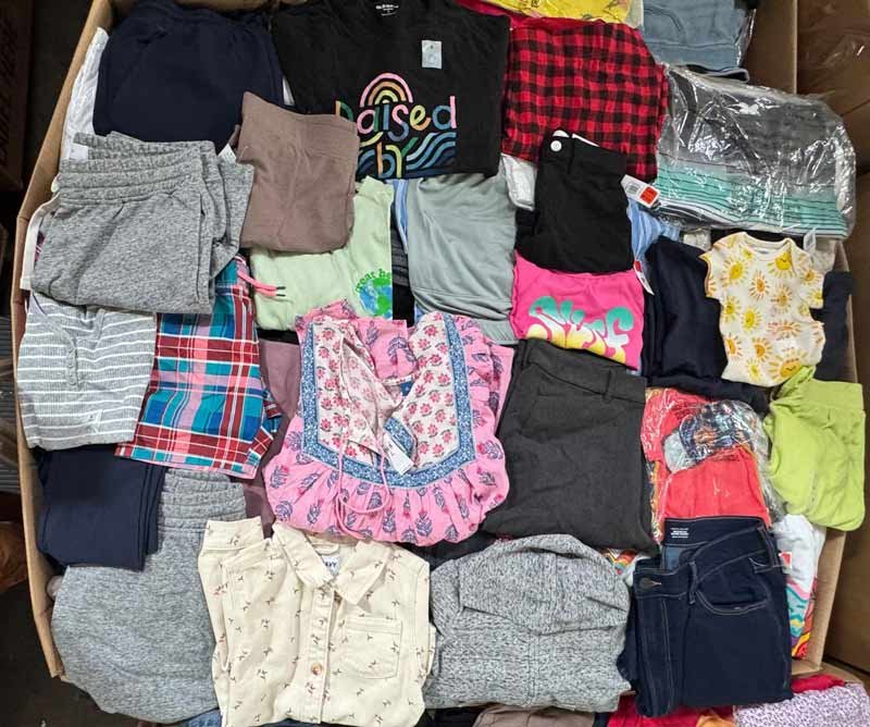 TGT APPAREL Pallet