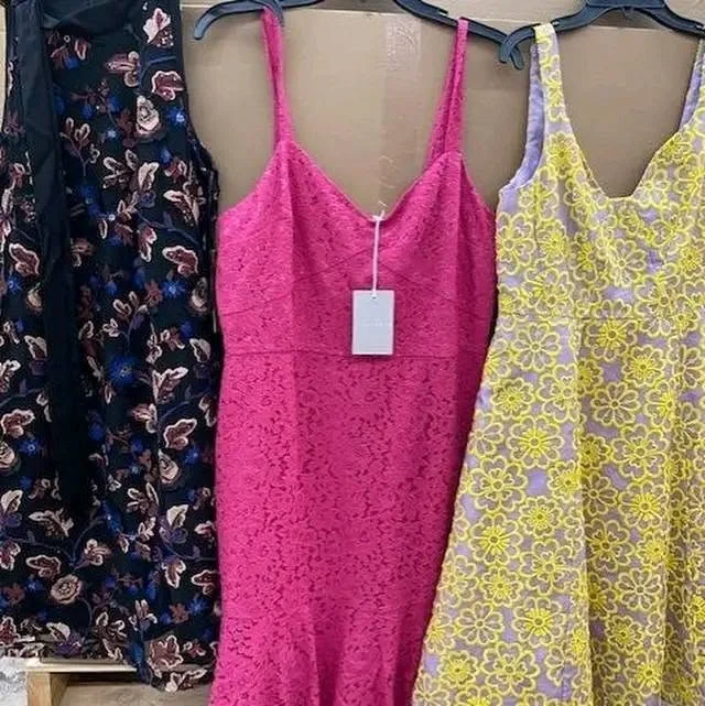 Nordstrom Liquidation Apparel Pallet (100 Pieces), Overstock, Wholesale Inventory
