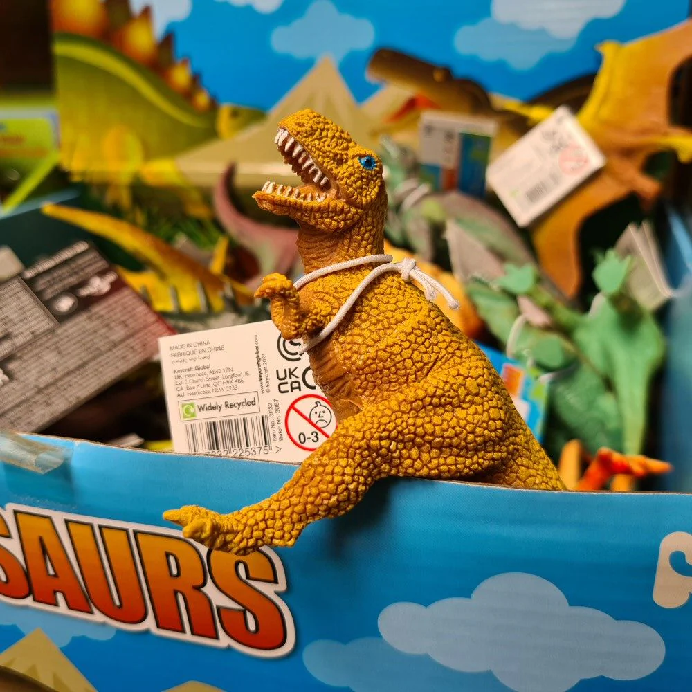 Dinosaur Custom Pallet, Toys & Baby, Overstock, Wholesale Inventory