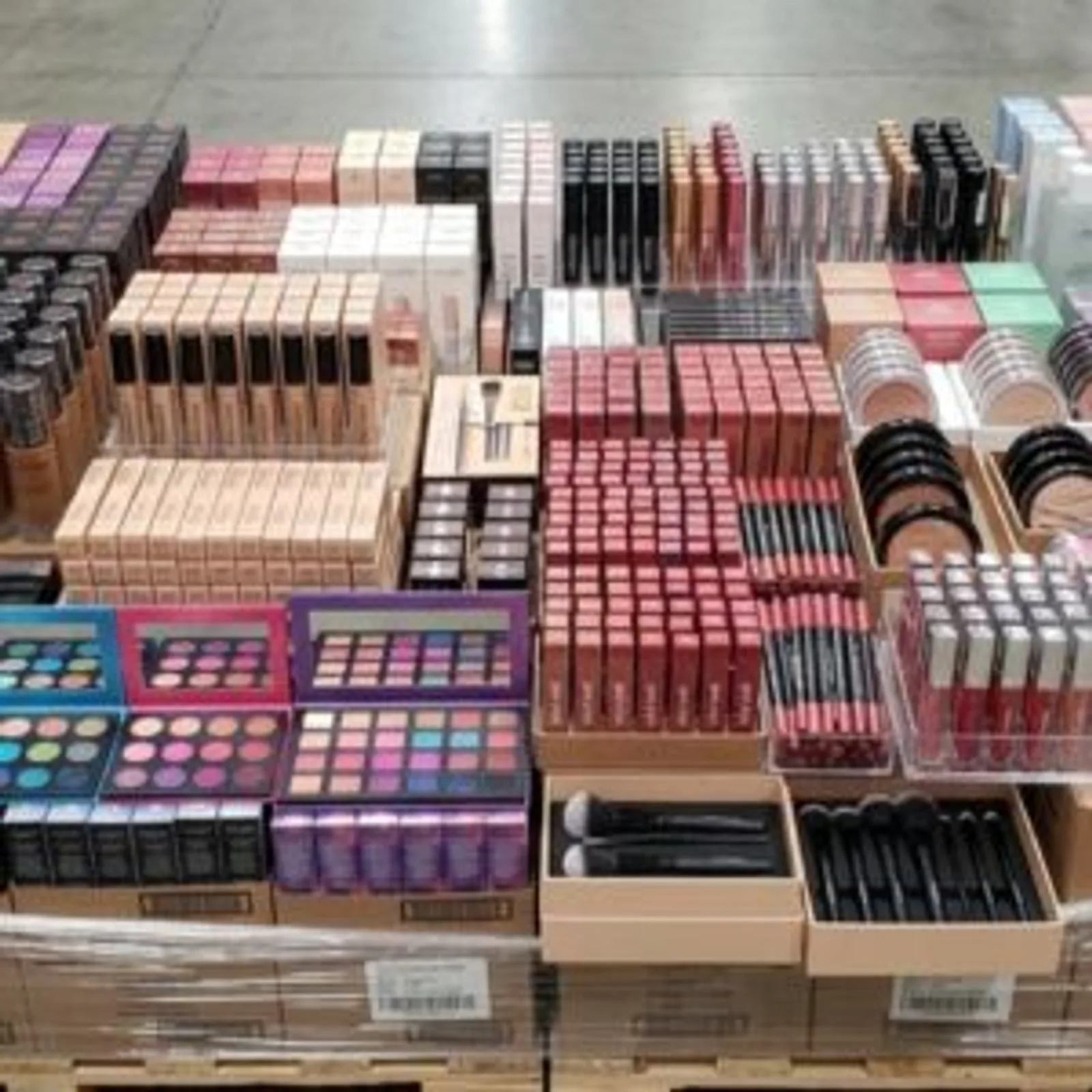 Wholesale Dove Body Wash Pallet for Sale | 200 Bottles Bulk
