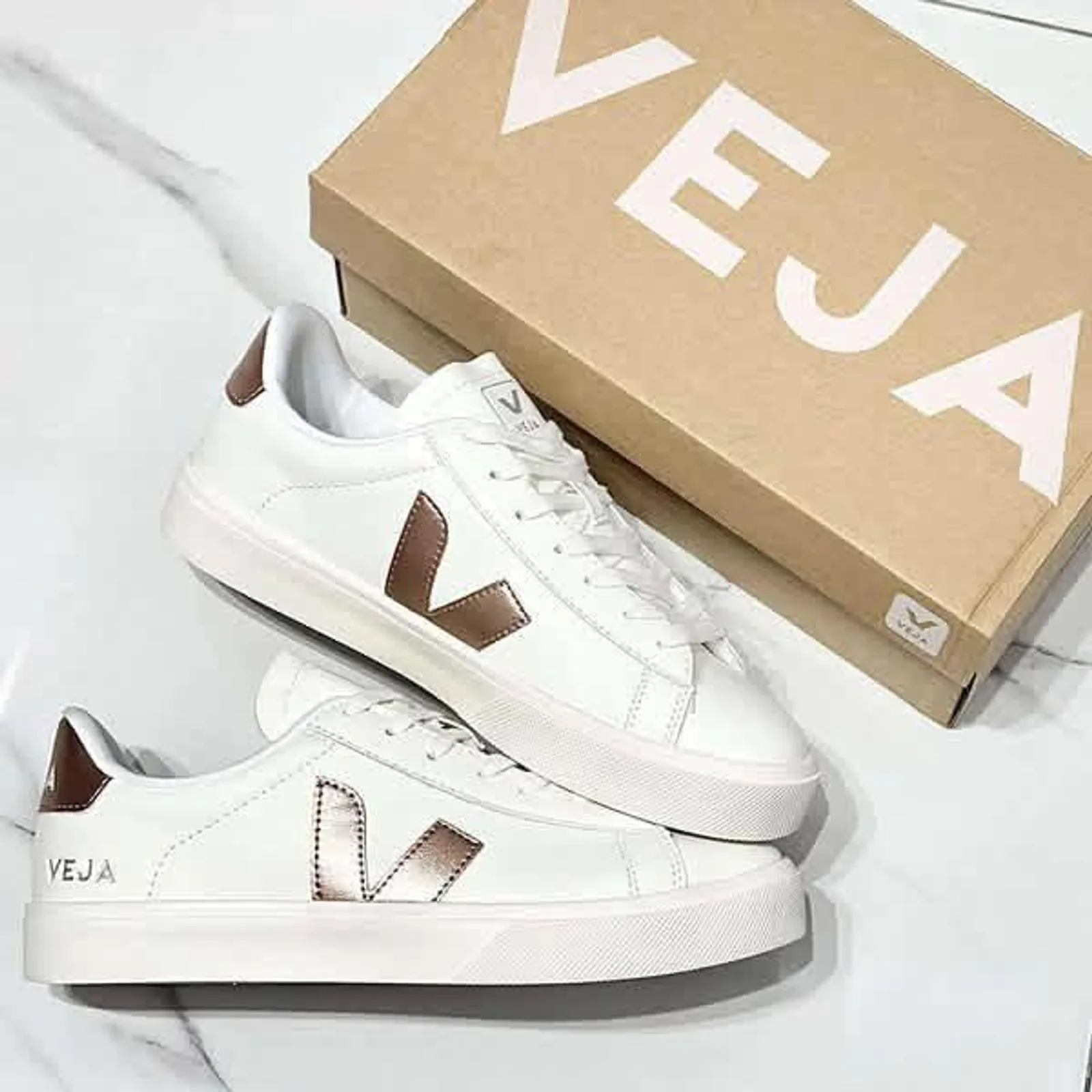Veja Shoe Pallets for Sale | Brand New Sneakers | Worldwide Shipping