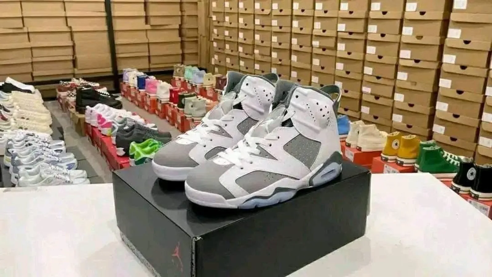 Jordan Shoes Pallet for Sale | Wholesale Air Jordans 50 Pairs