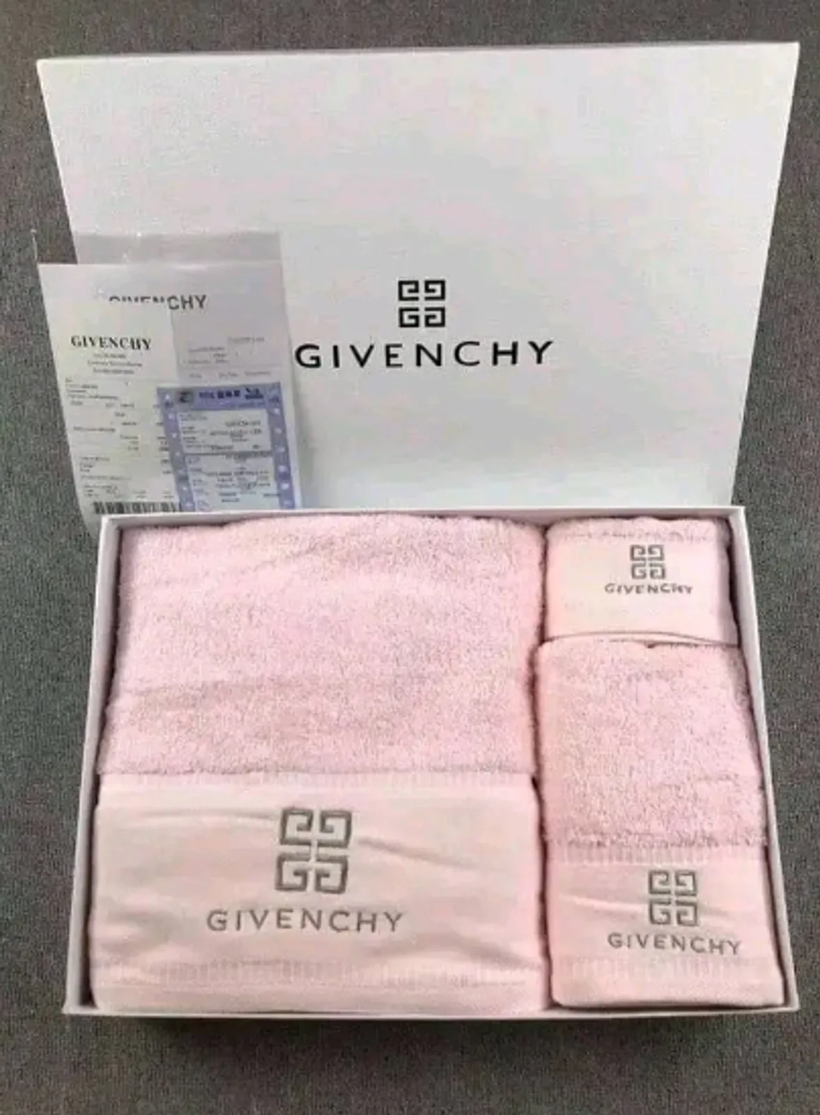 Givenchy Towels Pallets for Sale | 80 Premium Towels Per Palle