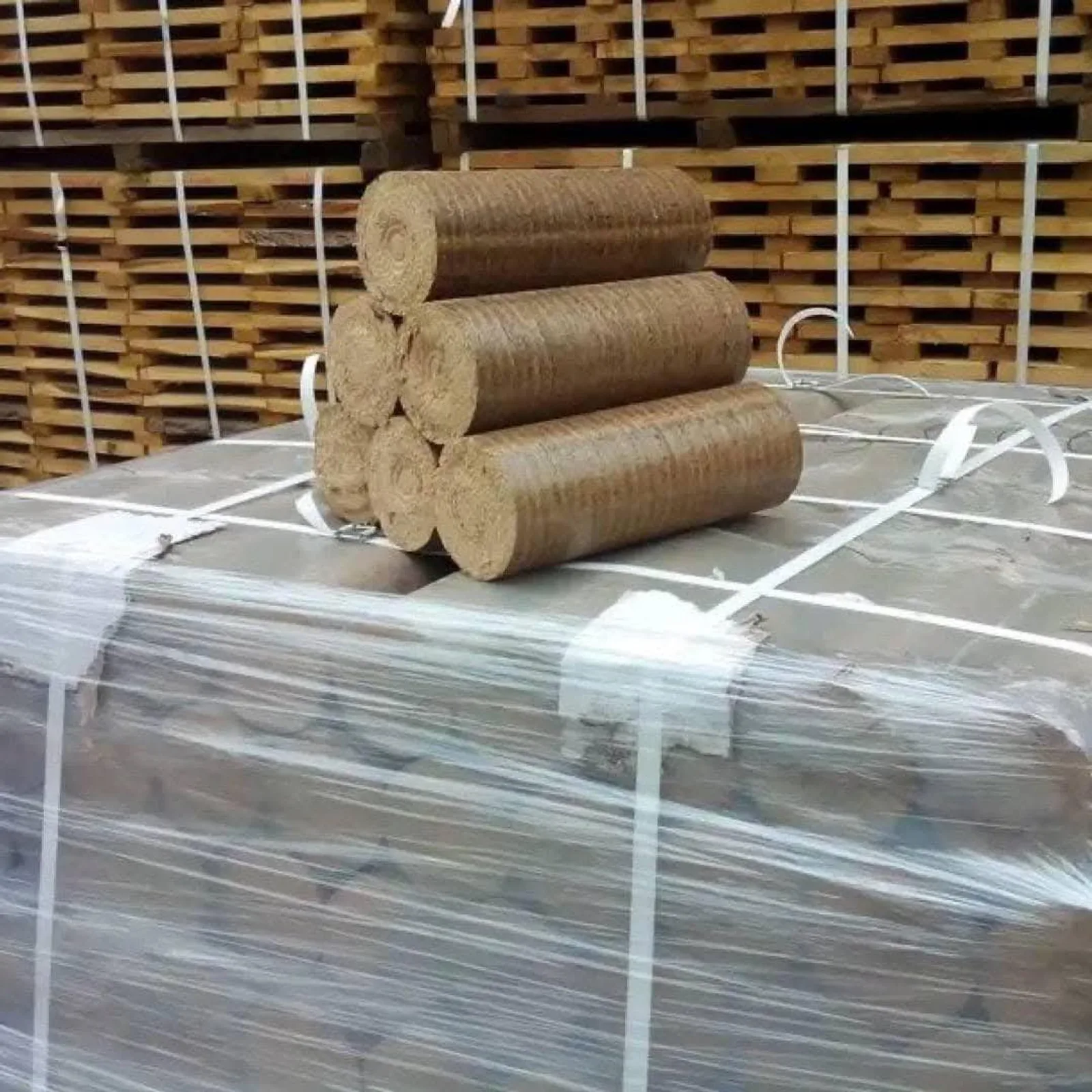 Firewood, Wood Pellets & Charcoal