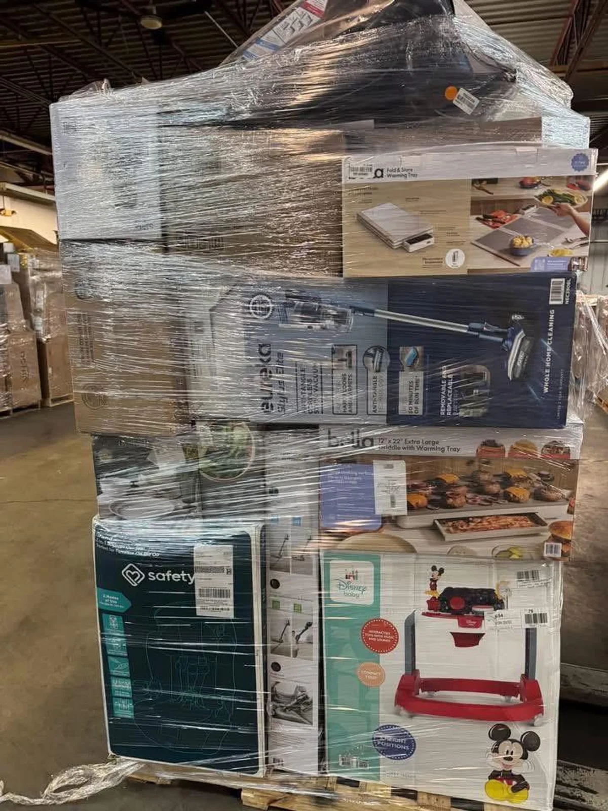 Electronics and Small Appliances Truckload | Amazon Liquidation