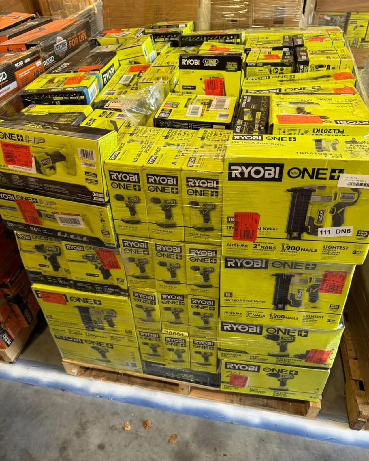DeWalt Ryobi Milwaukee Pallet | Wholesale Tool Liquidation (70+ pcs)