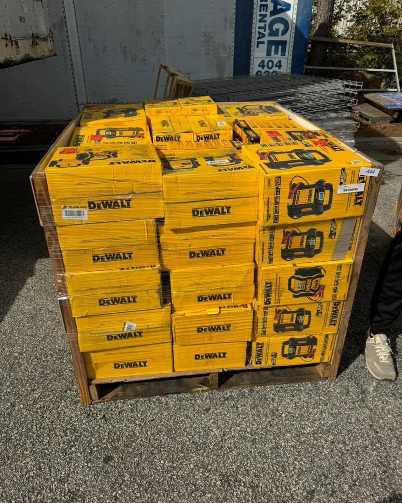 DeWalt Ryobi Milwaukee Pallet | Wholesale Tool Liquidation (70+ pcs)