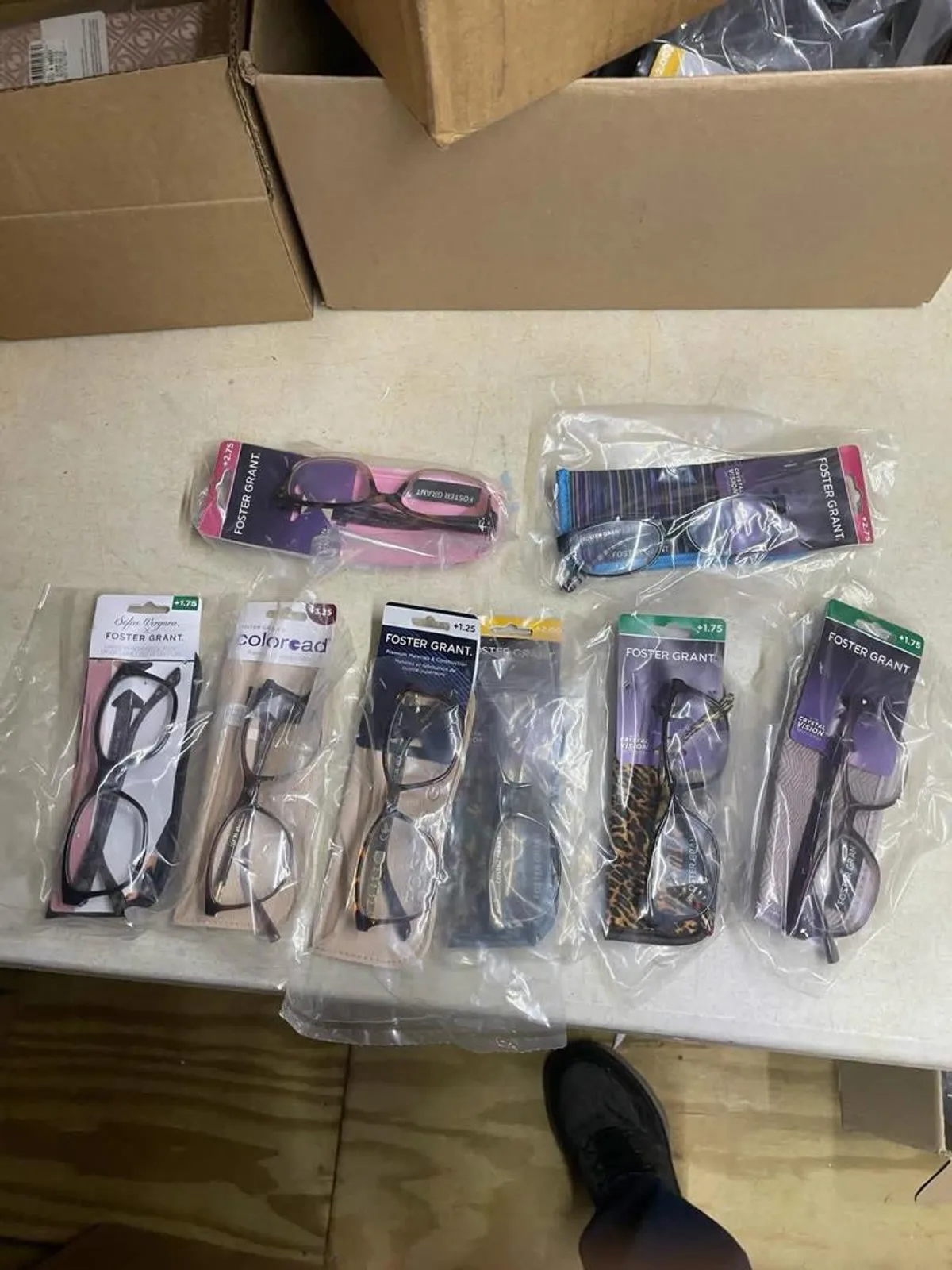 Sunglasses liquidation pallet