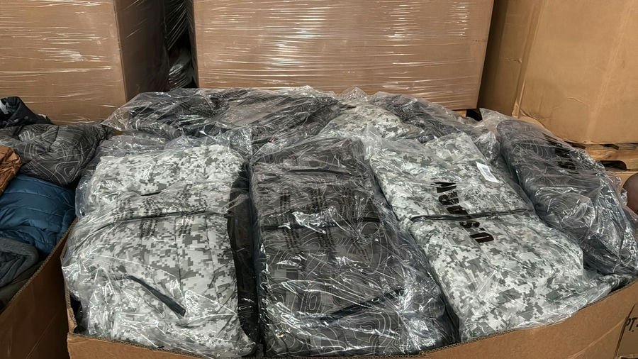 Winter Army Jackets Exclusive Lot #209