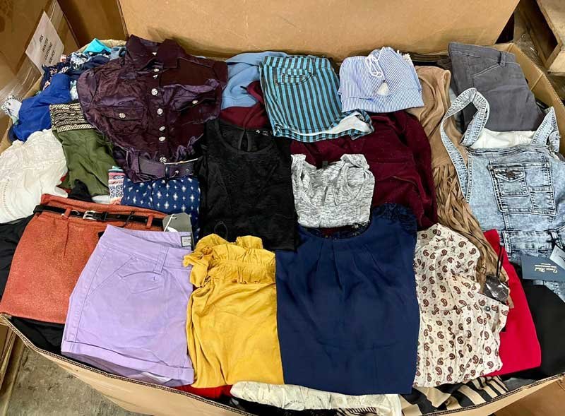 LADIES CLOTHING PALLETS